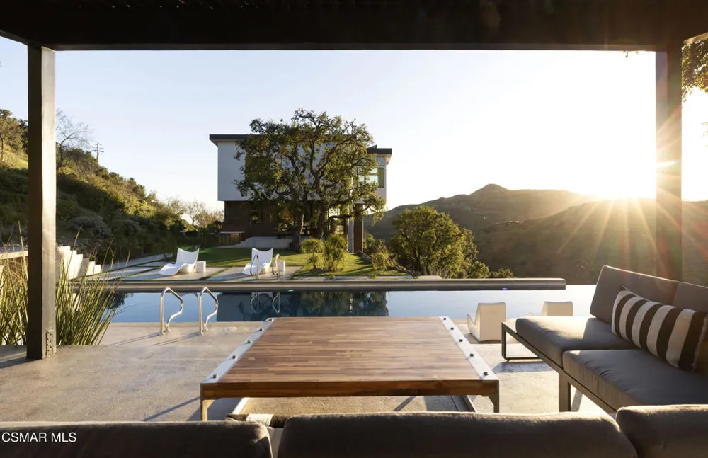 12530 Stagecoach Road Malibu, CA 90265