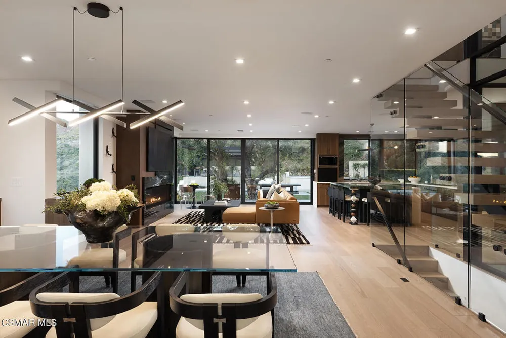 12530 Stagecoach Road Malibu, CA 90265