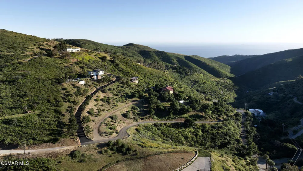 12530 Stagecoach Road Malibu, CA 90265