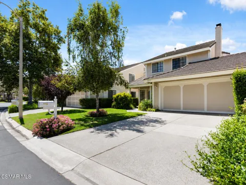 3042 Winding Lane