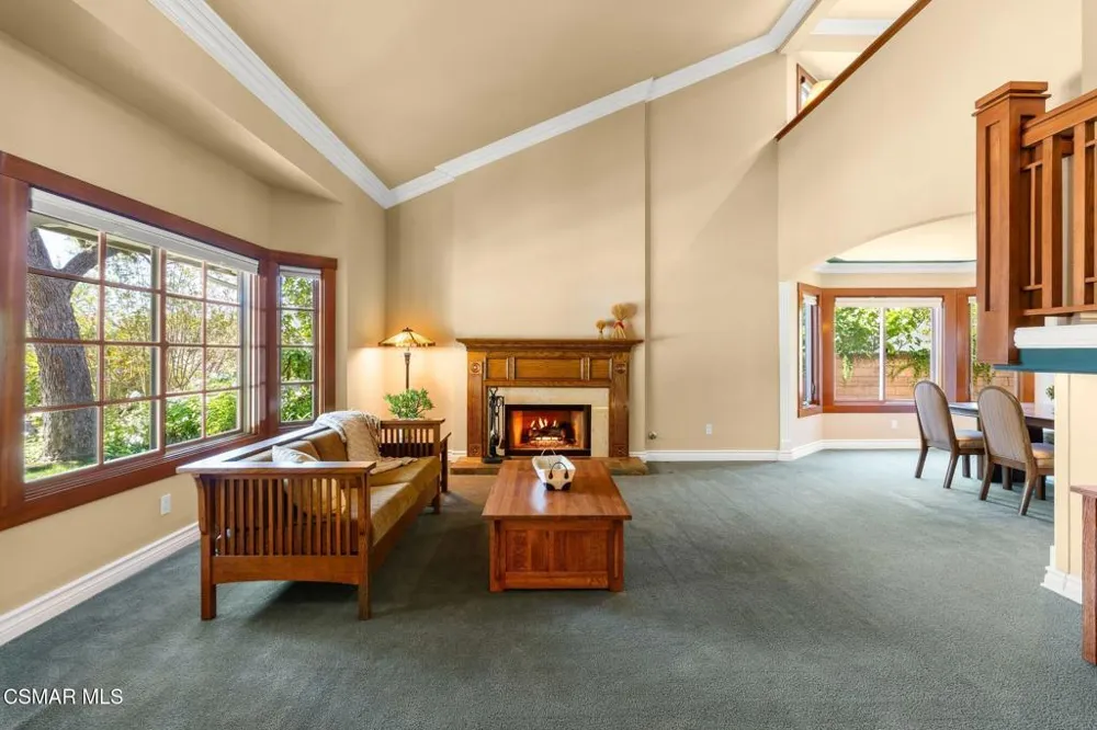 5755 Willowtree Drive Agoura Hills, CA 91301