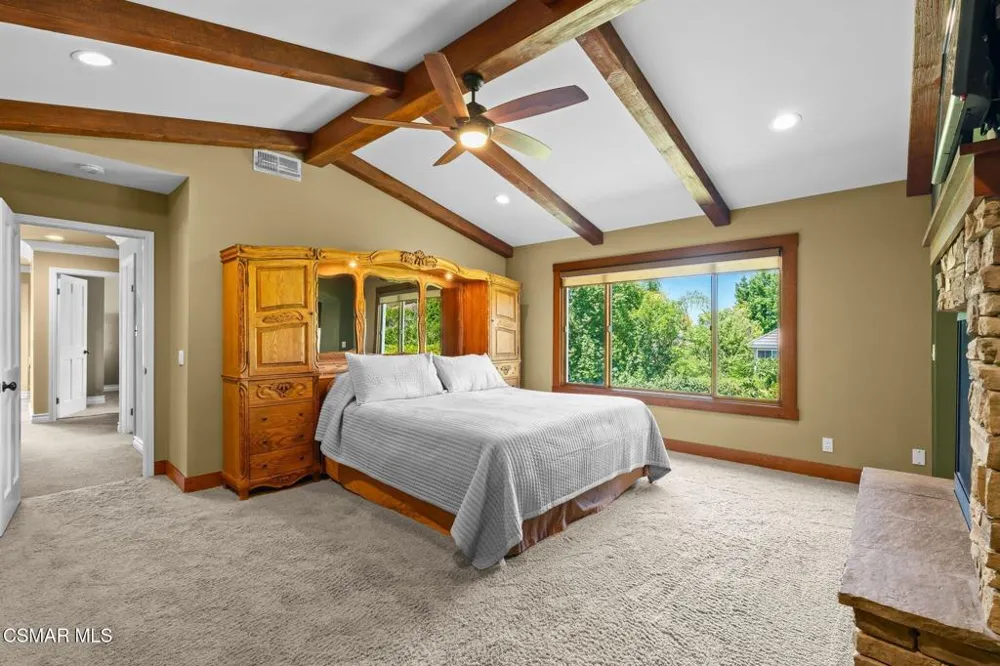 5755 Willowtree Drive Agoura Hills, CA 91301