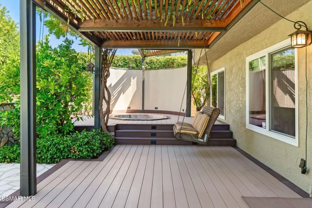 5755 Willowtree Drive Agoura Hills, CA 91301