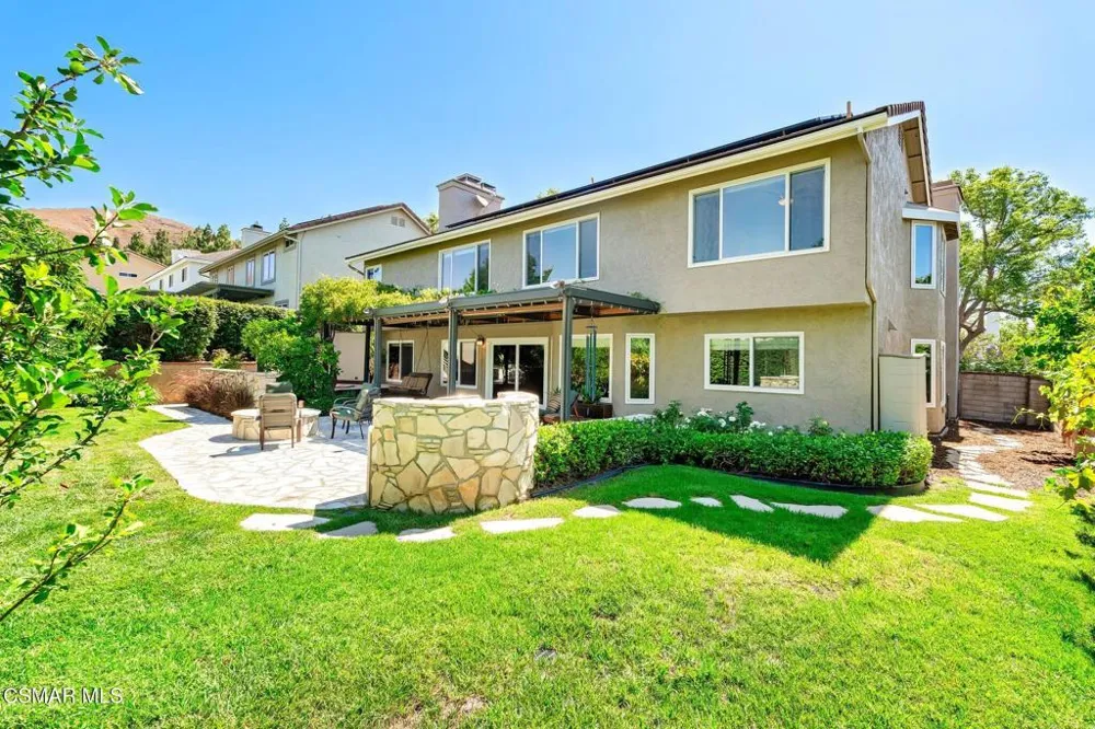 5755 Willowtree Drive Agoura Hills, CA 91301