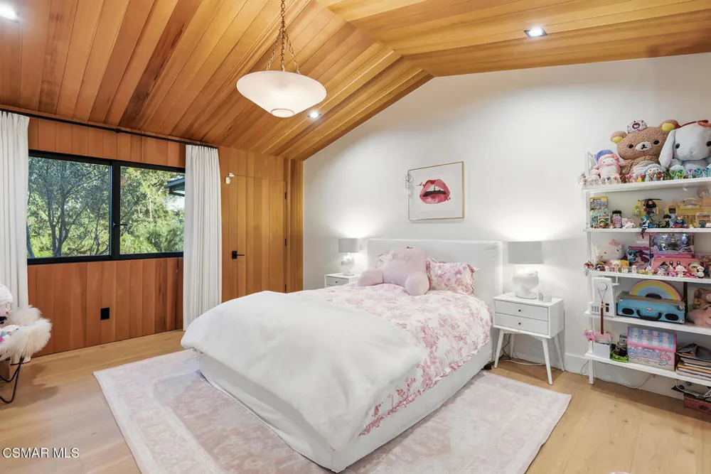 24930 Eldorado Meadow Road Hidden Hills, CA 91302