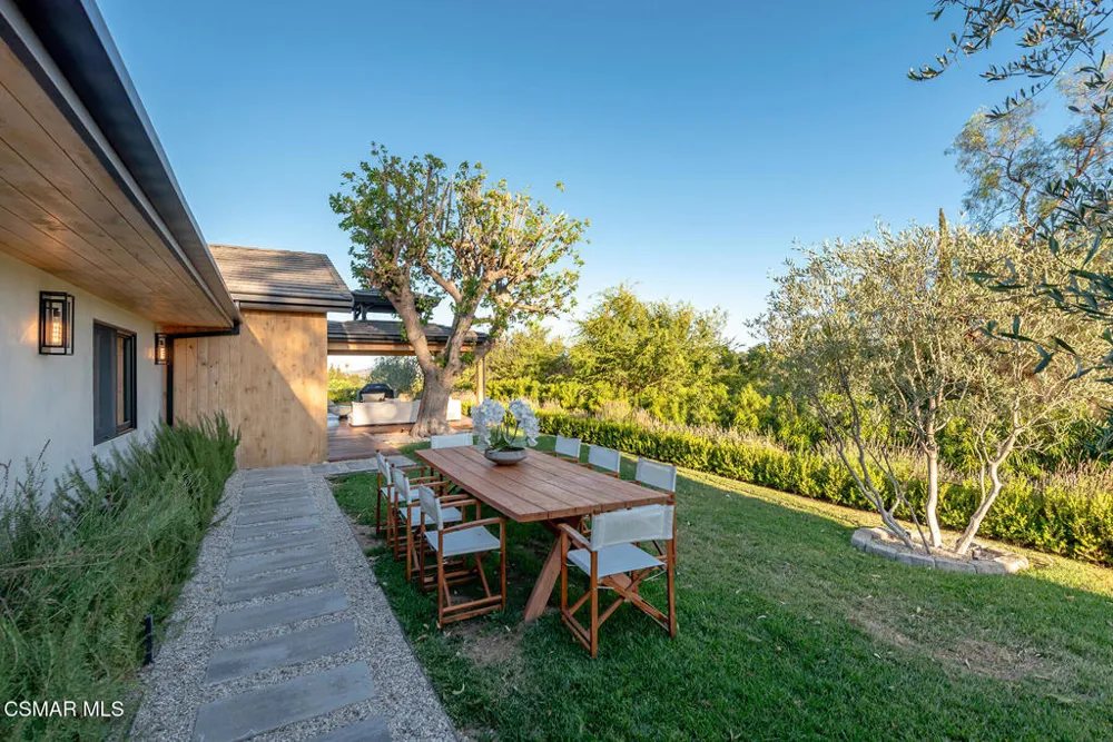 24930 Eldorado Meadow Road Hidden Hills, CA 91302