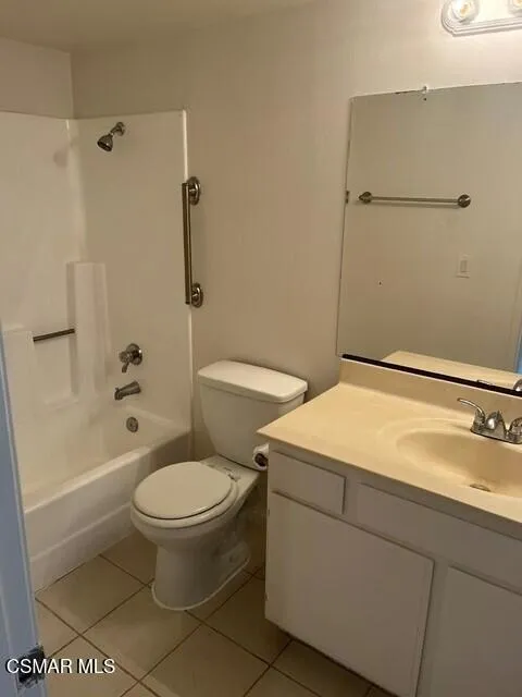 1119 Via Montoya #20 Camarillo, CA 93010