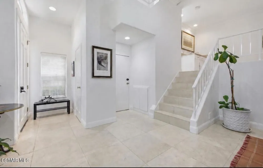 5340 Las Virgenes Road #5 Calabasas, CA 91302