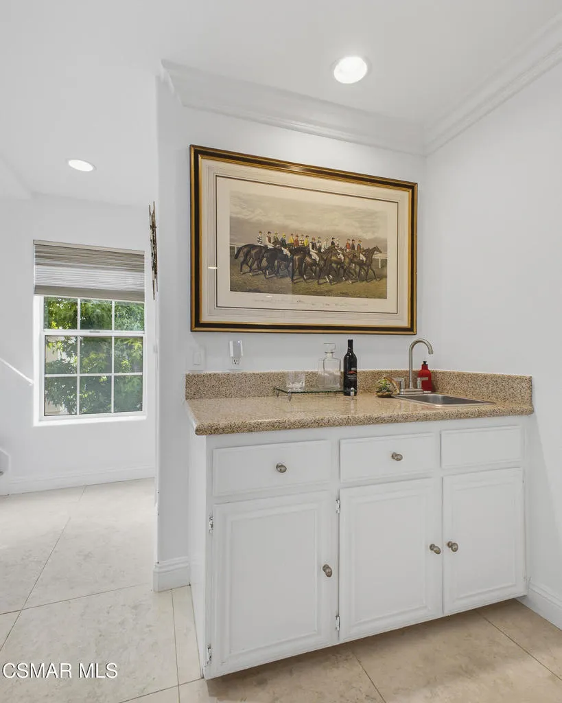 5340 Las Virgenes Road #5 Calabasas, CA 91302