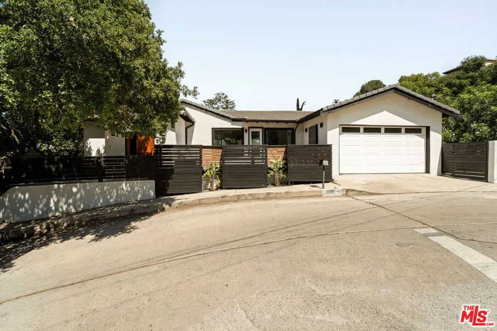 11587 Sunshine Terrace Studio City, CA 91604