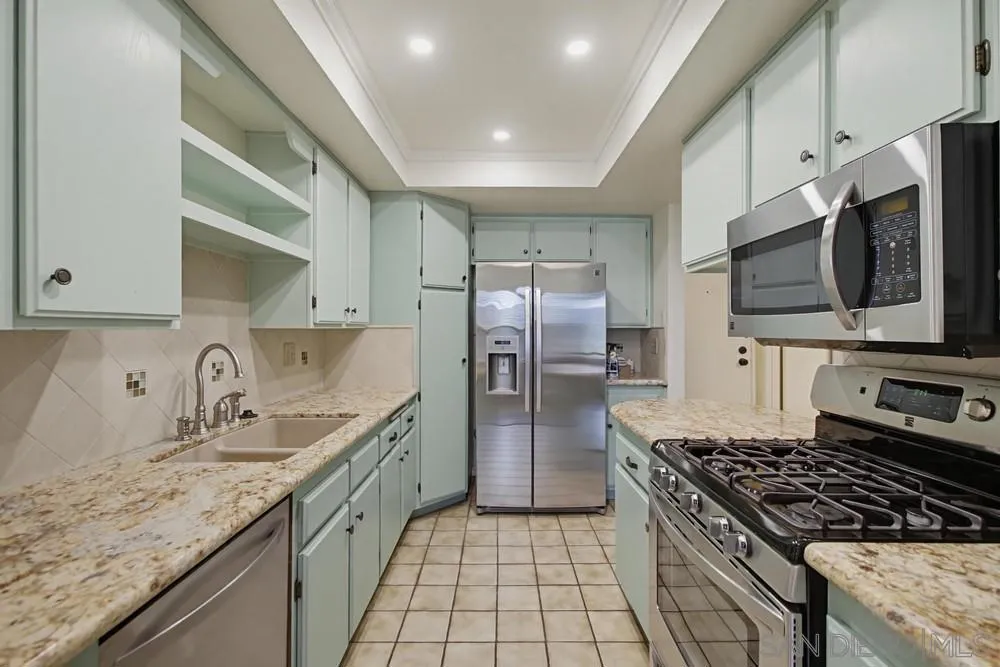 13221 Westmark #28 Poway, CA 92064