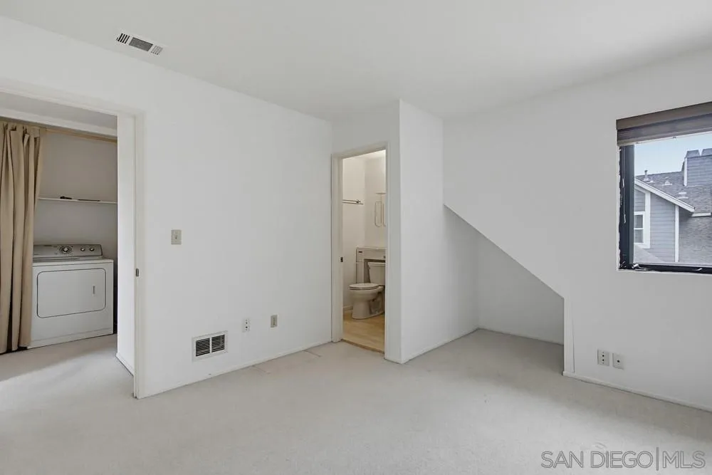 13221 Westmark #28 Poway, CA 92064
