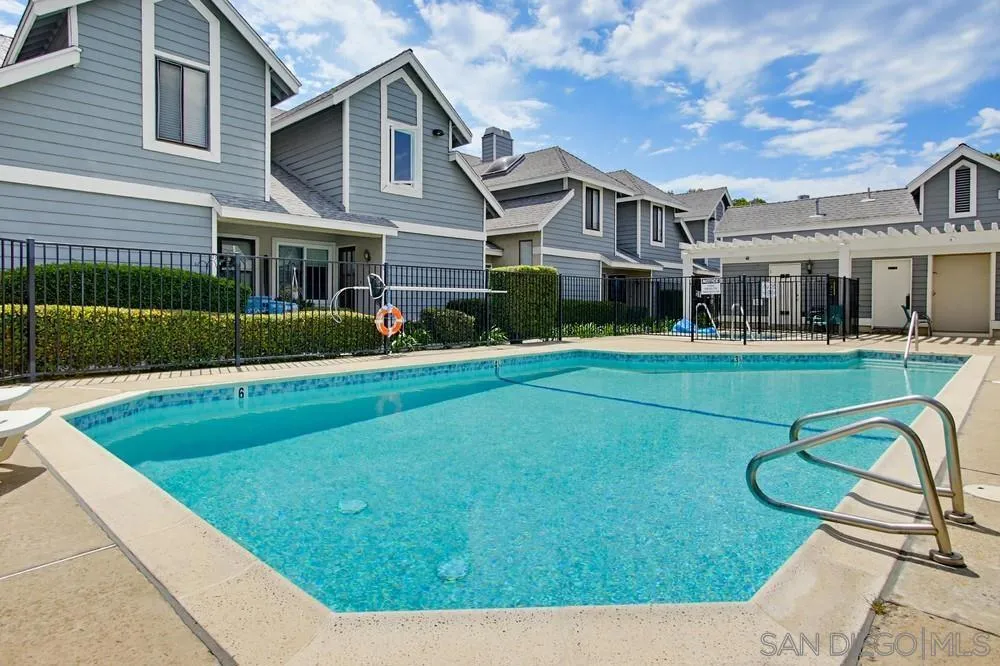 13221 Westmark #28 Poway, CA 92064