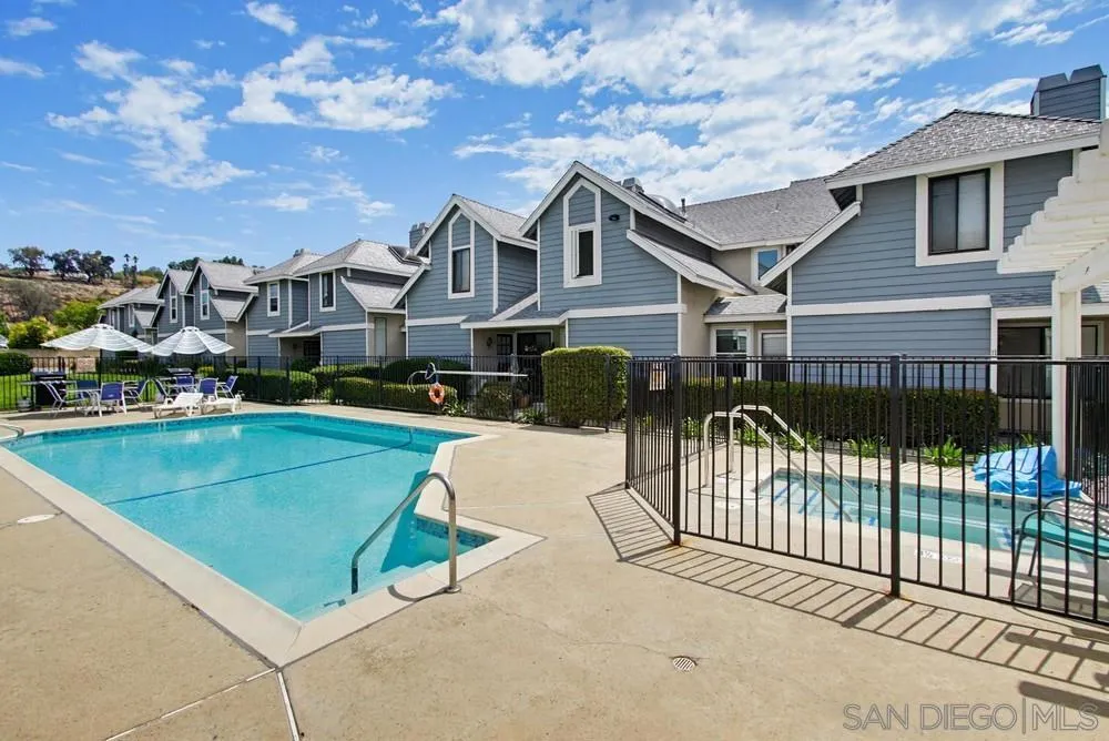 13221 Westmark #28 Poway, CA 92064