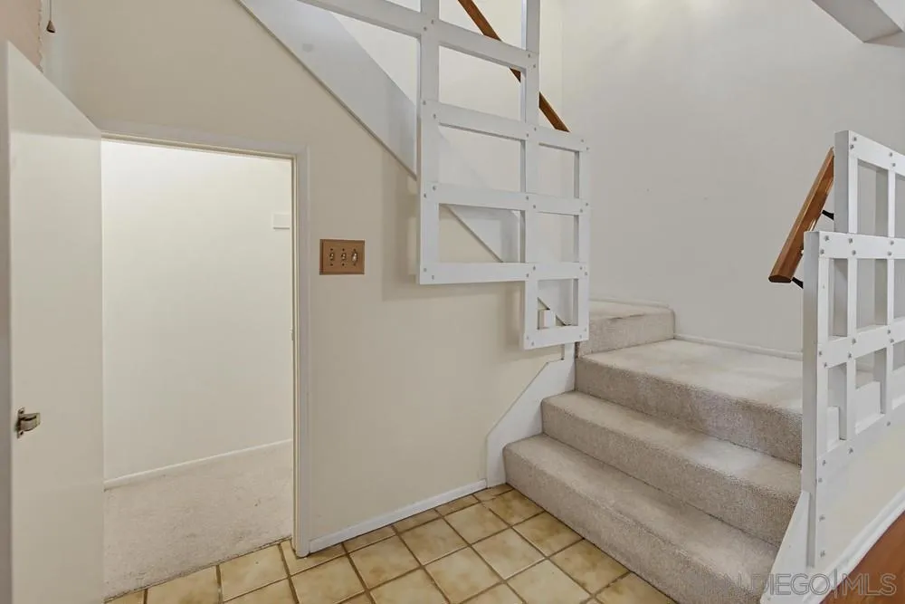 13221 Westmark #28 Poway, CA 92064