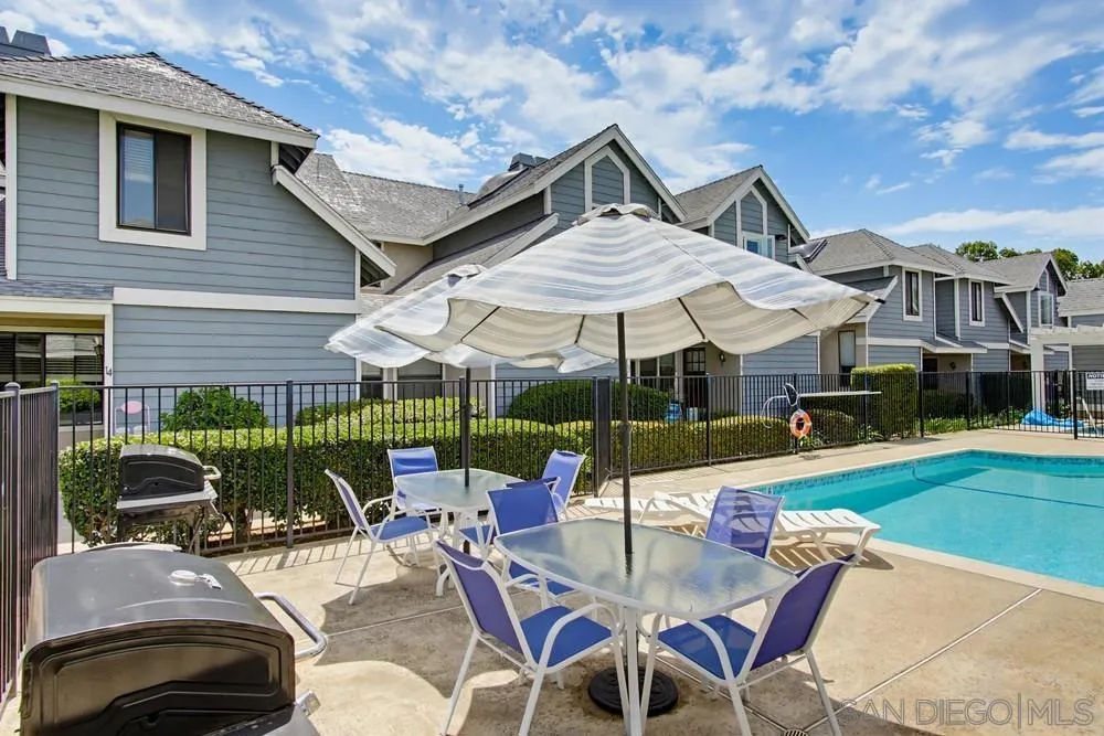 13221 Westmark #28 Poway, CA 92064