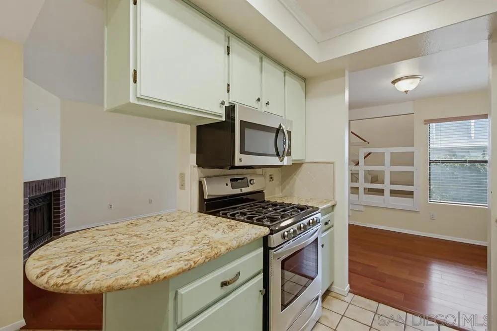 13221 Westmark #28 Poway, CA 92064