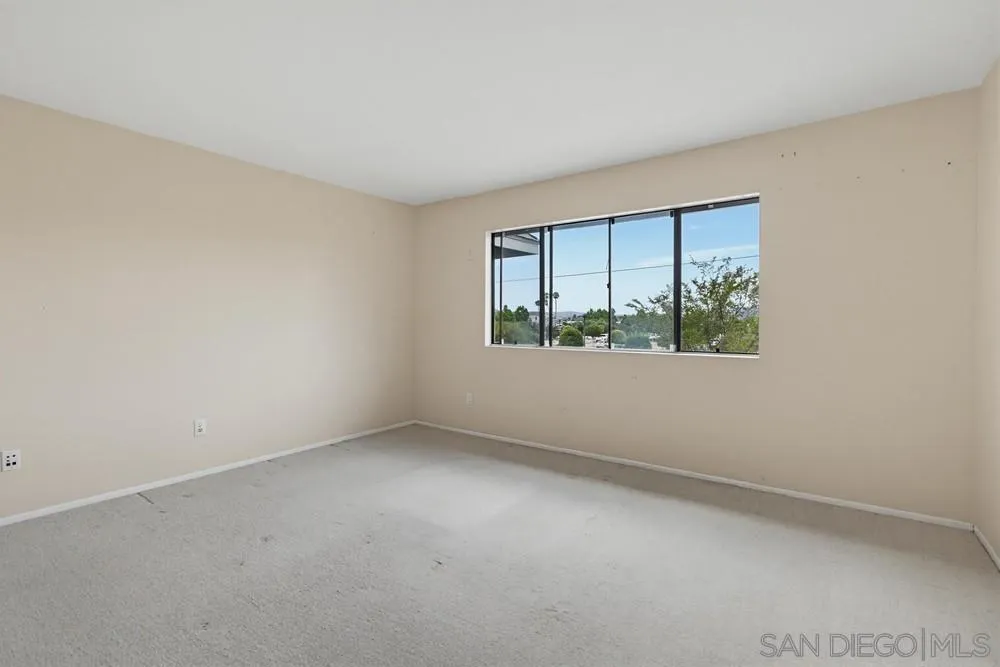 13221 Westmark #28 Poway, CA 92064
