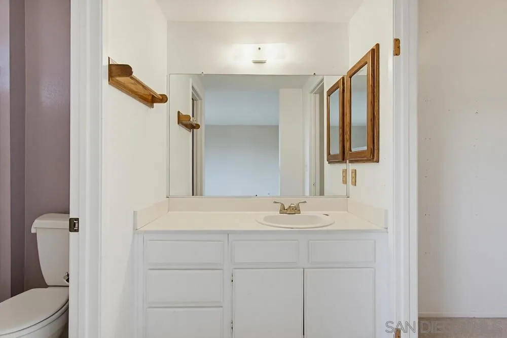 13221 Westmark #28 Poway, CA 92064