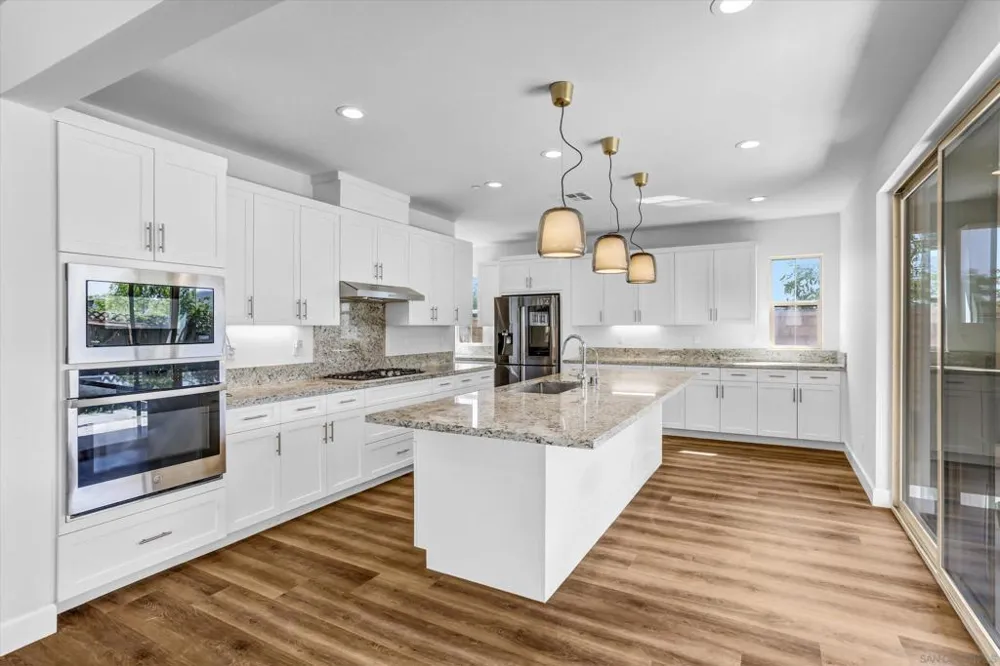 1278 Camino Prado Chula Vista, CA 91913