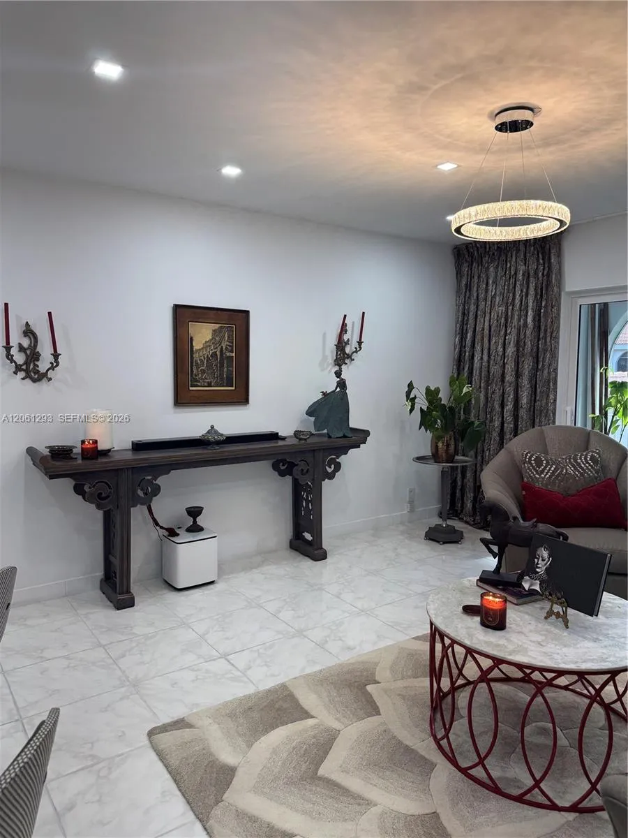 250 NE 20th St #2110 Boca Raton, FL 33431