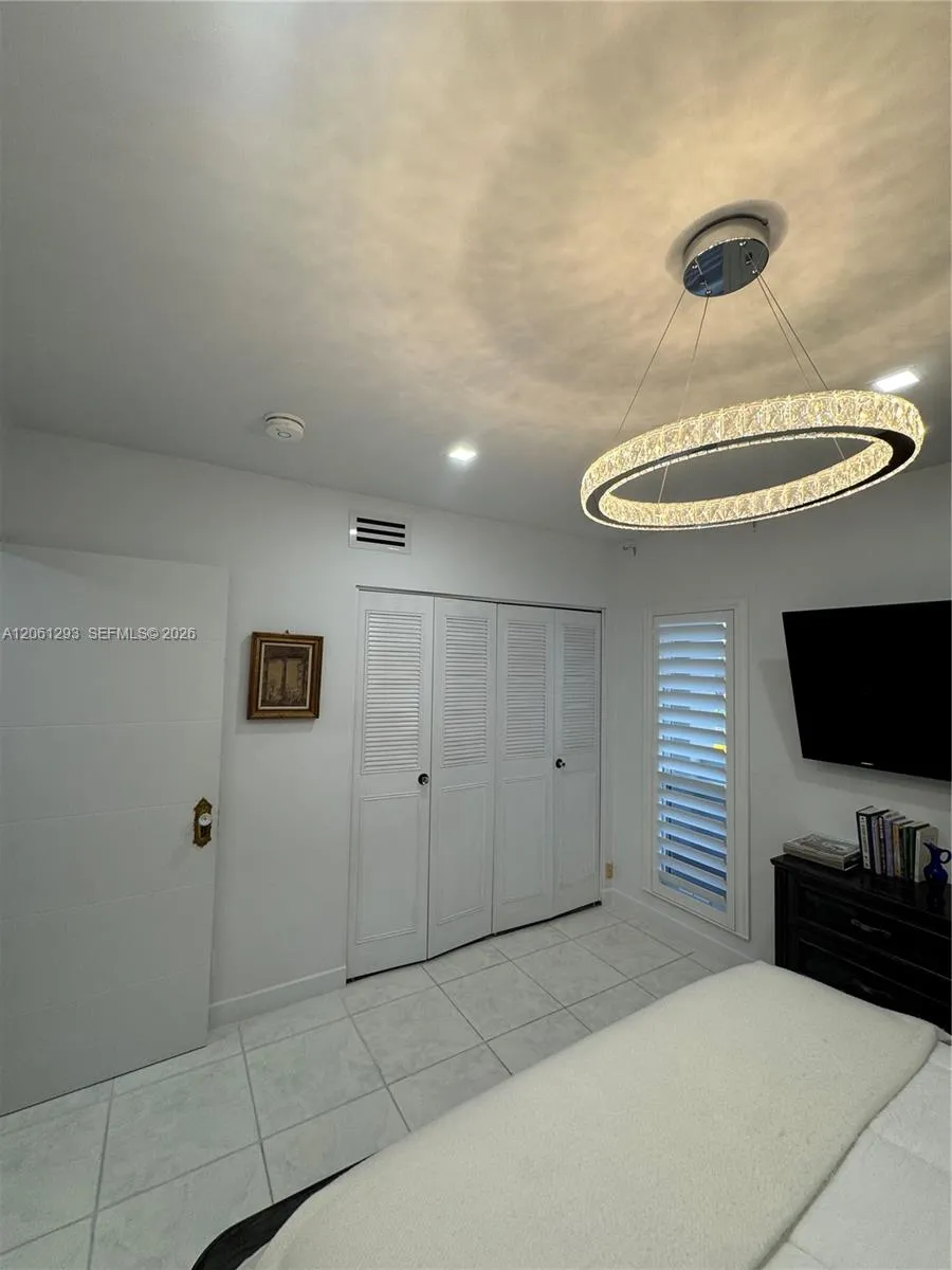 250 NE 20th St #2110 Boca Raton, FL 33431