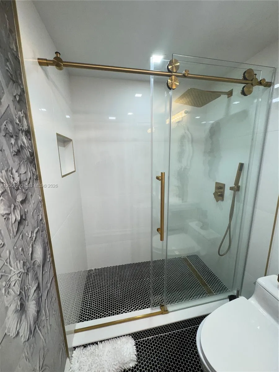 250 NE 20th St #2110 Boca Raton, FL 33431