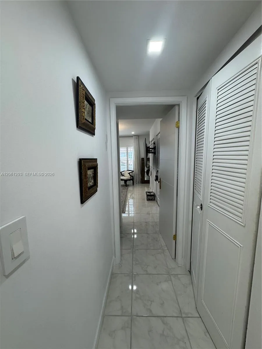 250 NE 20th St #2110 Boca Raton, FL 33431