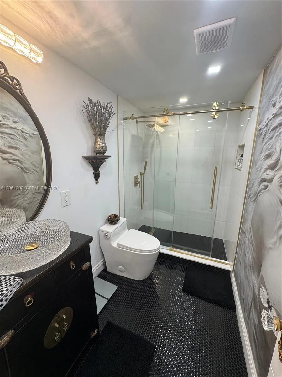 250 NE 20th St #2110 Boca Raton, FL 33431