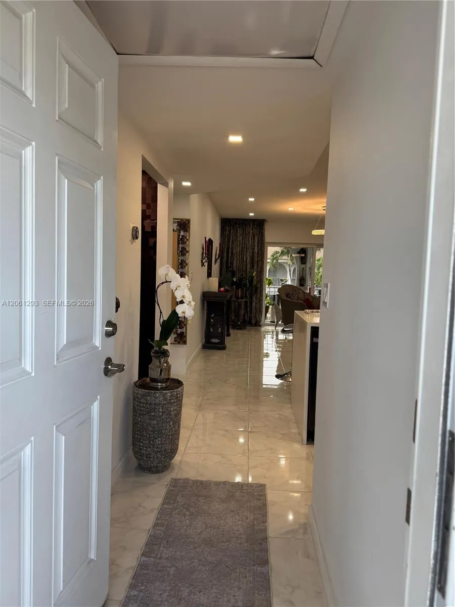 250 NE 20th St #2110 Boca Raton, FL 33431