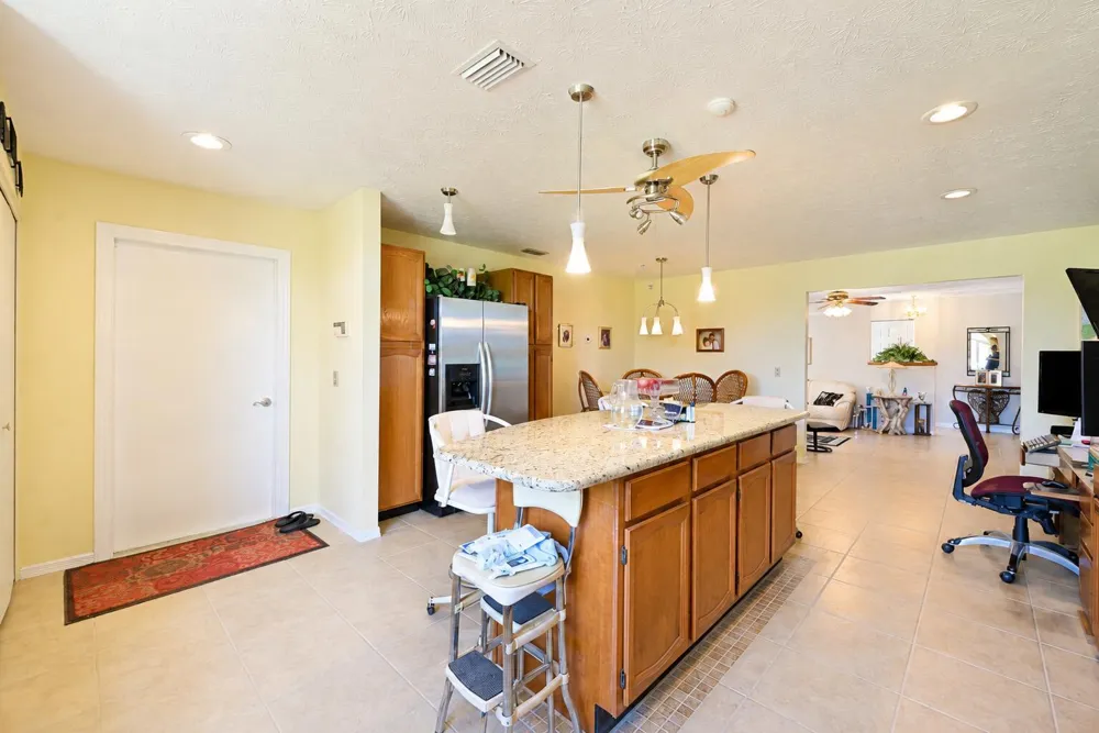 8690 Shadylake Lane Fort Pierce, FL 34947
