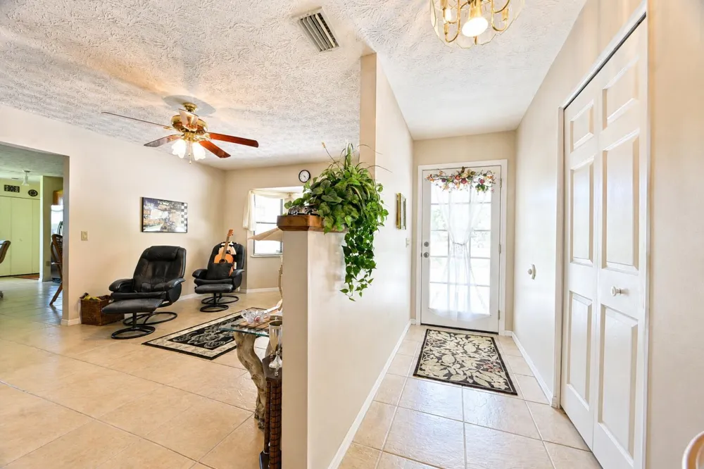 8690 Shadylake Lane Fort Pierce, FL 34947