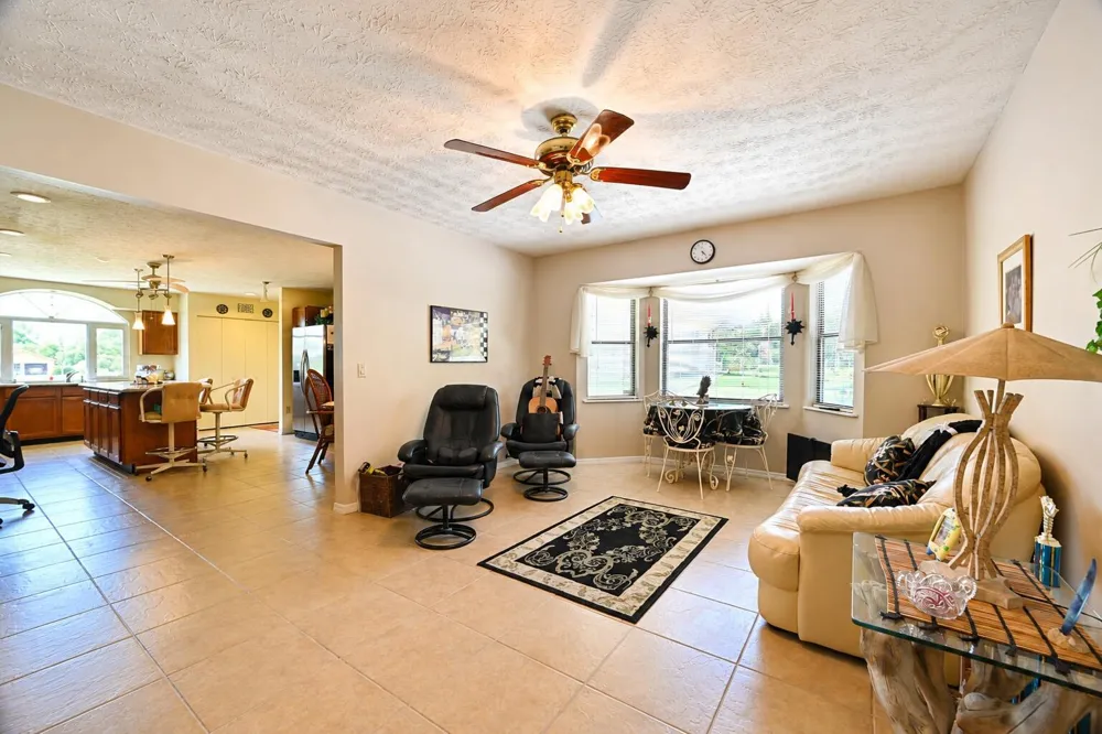 8690 Shadylake Lane Fort Pierce, FL 34947