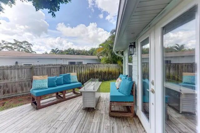 1133 7th Street Lake Park, FL 33403
