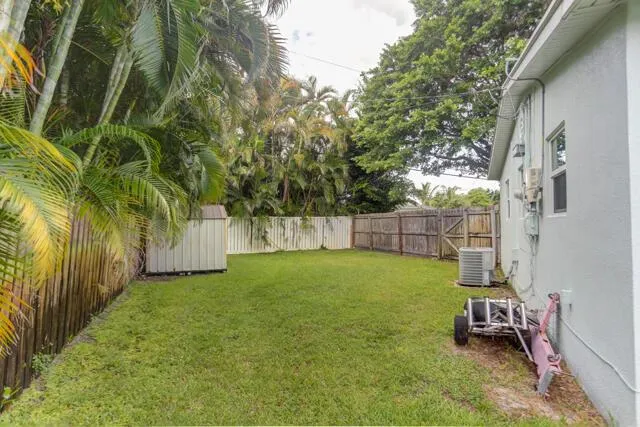 1133 7th Street Lake Park, FL 33403