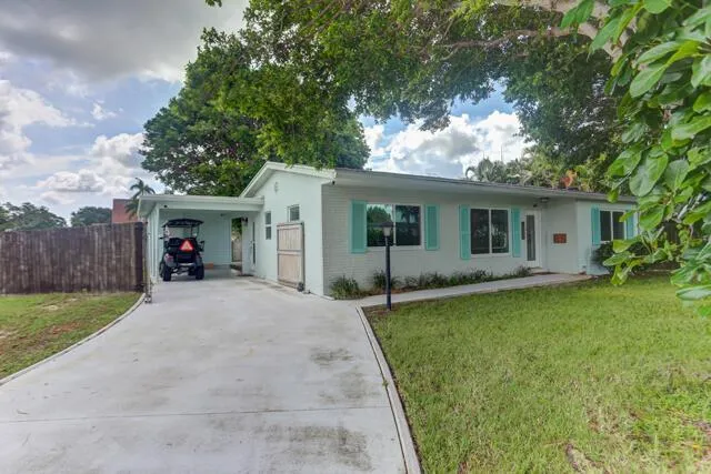 1133 7th Street Lake Park, FL 33403