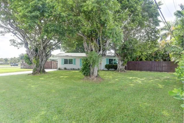 1133 7th Street Lake Park, FL 33403