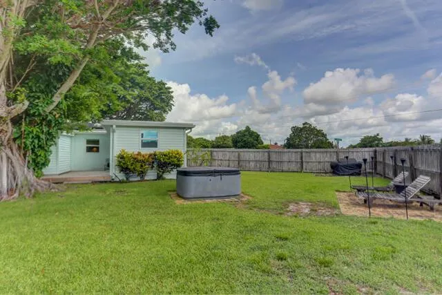 1133 7th Street Lake Park, FL 33403
