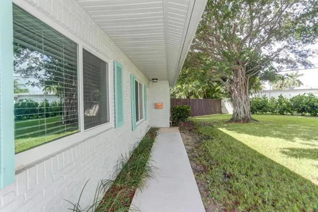 1133 7th Street Lake Park, FL 33403