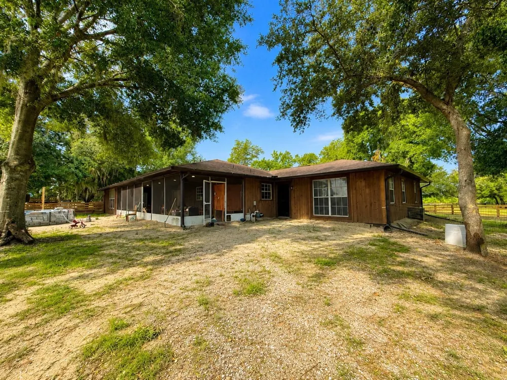 140 PARK LAND DRIVE Lake Placid, FL 33852