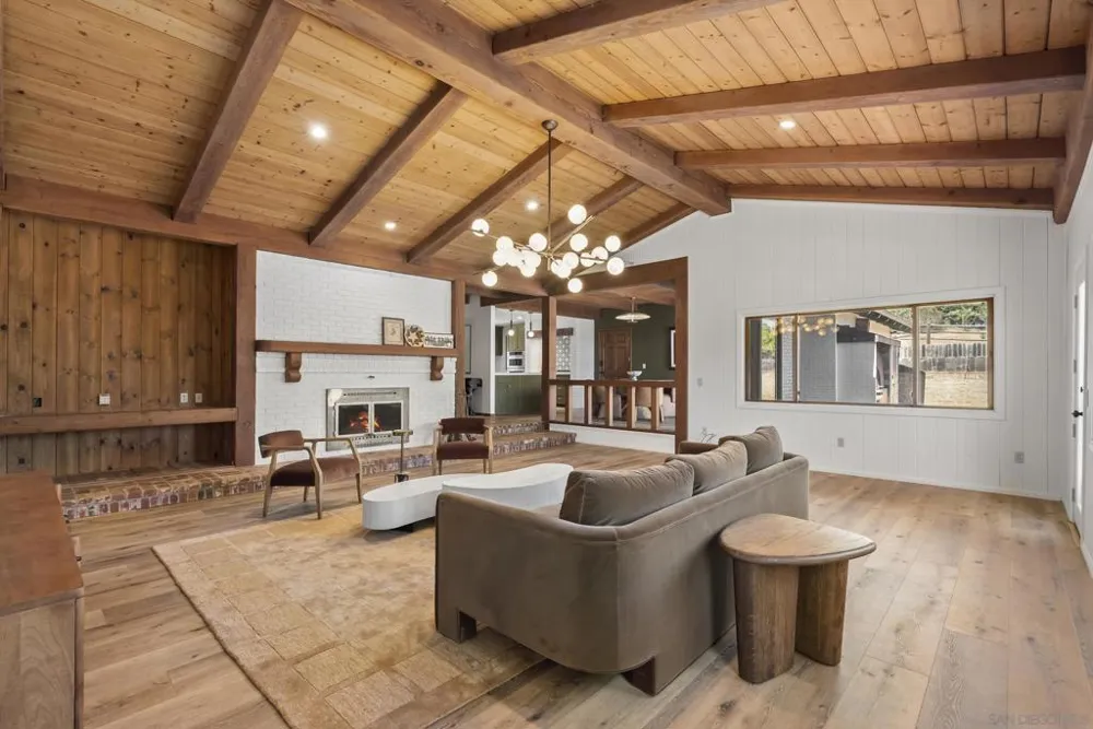 29481 Miller Valley Center, CA 92082
