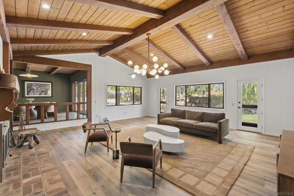 29481 Miller Valley Center, CA 92082