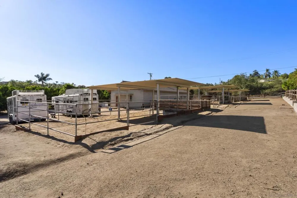 29481 Miller Valley Center, CA 92082