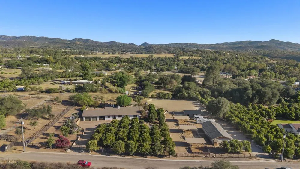 29481 Miller Valley Center, CA 92082