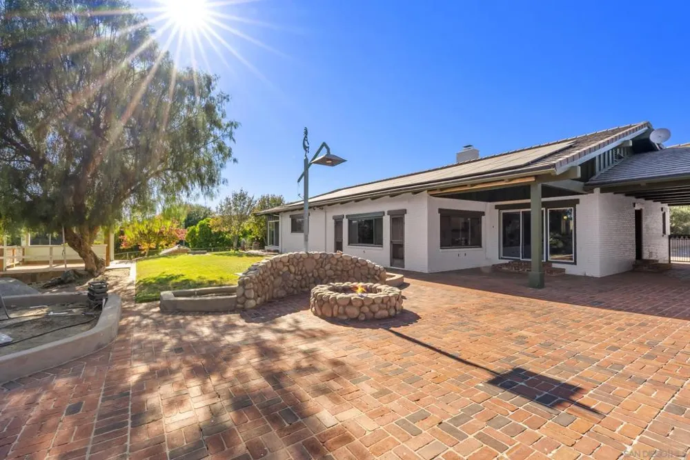29481 Miller Valley Center, CA 92082