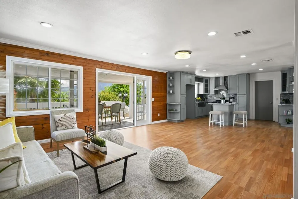 1405 Cuyamaca Ave Spring Valley, CA 91977