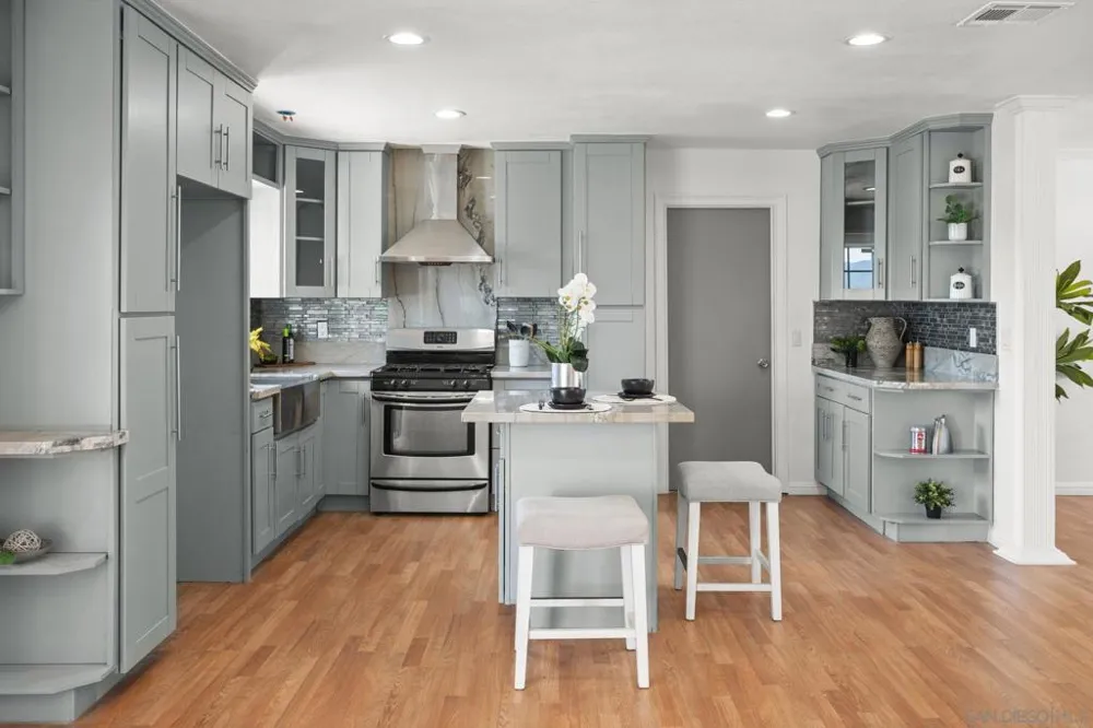 1405 Cuyamaca Ave Spring Valley, CA 91977