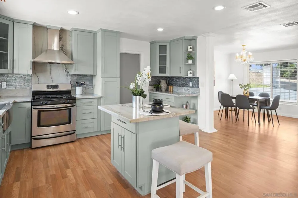 1405 Cuyamaca Ave Spring Valley, CA 91977