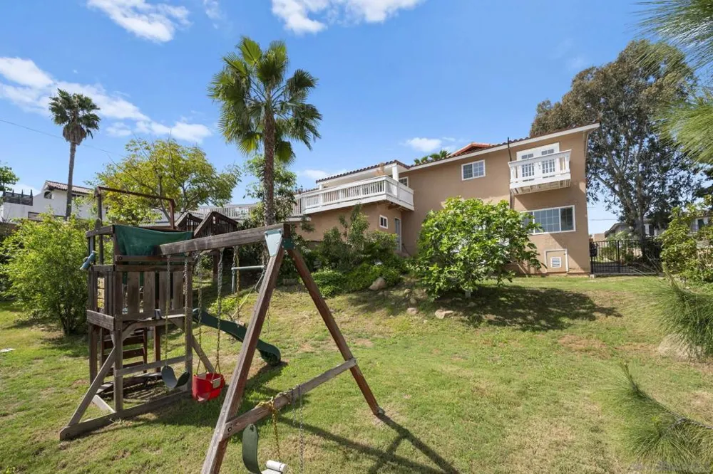 1405 Cuyamaca Ave Spring Valley, CA 91977