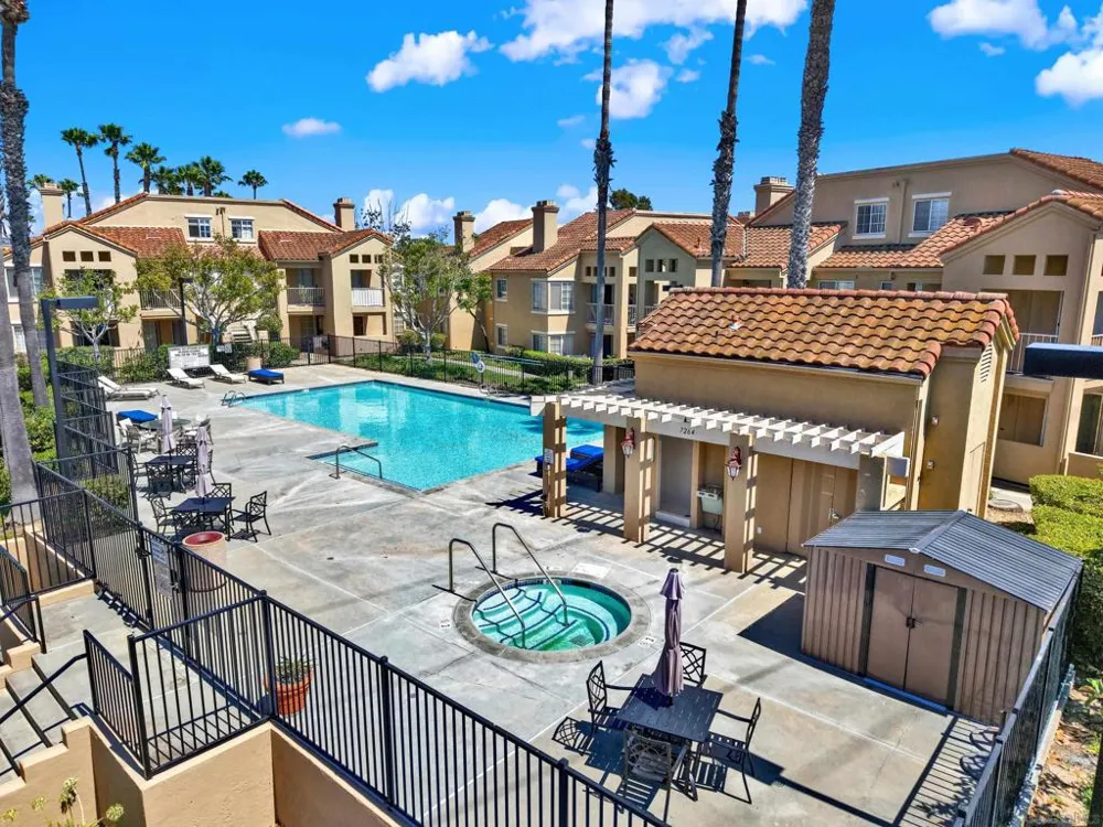 7250 Calle Cristobal #36 San Diego, CA 92126